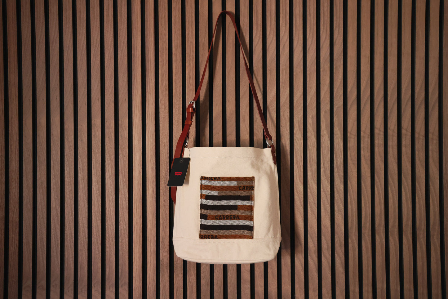 Perle & Co. Messenger Bag