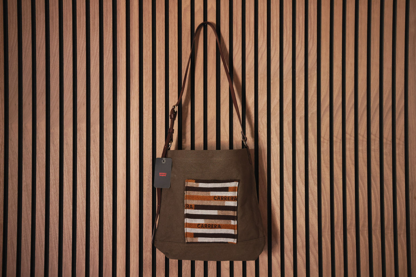 Perle & Co. Messenger Bag